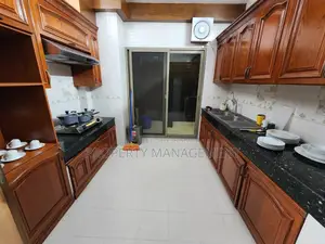 গুলশানে ৩২০০ বর্গফুটের চমৎকার ফার্নিশড অ্যাপার্টমেন্ট ভাড়া