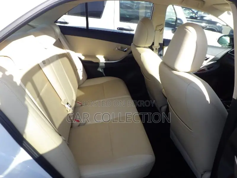 Toyota Premio Fex Pearl 2021