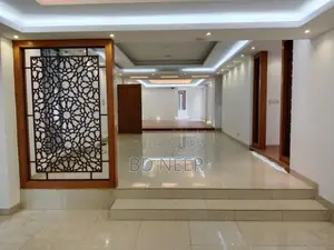 গুলশান ২ উত্তর পাশে ৪২০০ বর্গফুটের ৪ বেডরুমের সুন্দর অ্যাপার্টমেন্ট উপলব্ধ