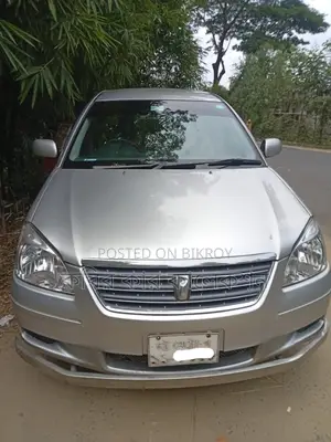Toyota Premio silver 2004