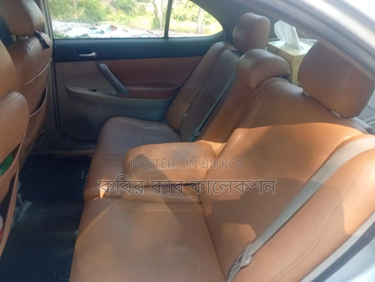 Toyota Premio silver 2004