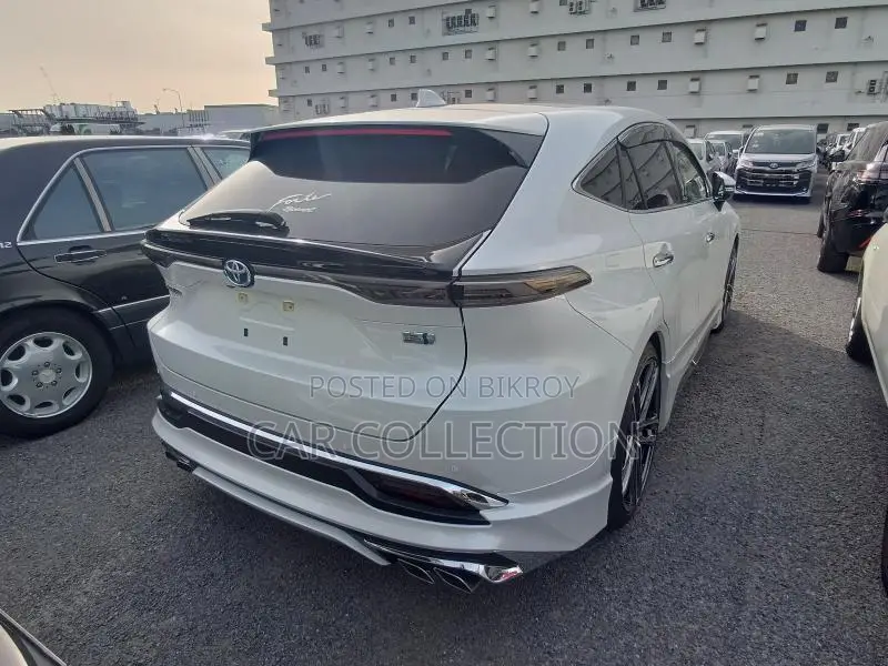 Toyota Harrier Z LEATHER FULLLOADED 2023