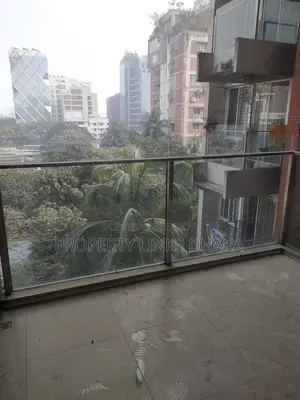 গুলশানে আনফার্নিশড বা ভাড়ার জন্য