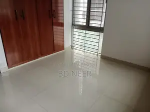 গুলশানে ২২০০ বর্গফুটের ৩ বেডরুমের চমৎকার অ্যাপার্টমেন্ট ভাড়ার জন্য