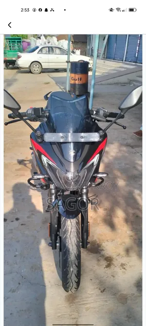 বাজাজ পালসার এফ২৫০ ২০২৫ ব্ল্যাক