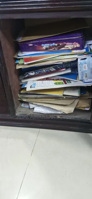 শোকেস আলমারি সেগুন কাঠের