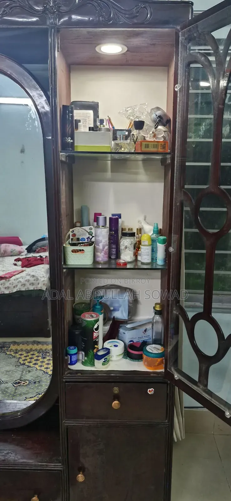 শোকেস আলমারি সেগুন কাঠের