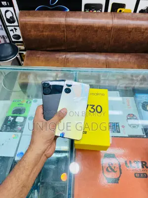 New Realme V30 128 GB Rose Gold