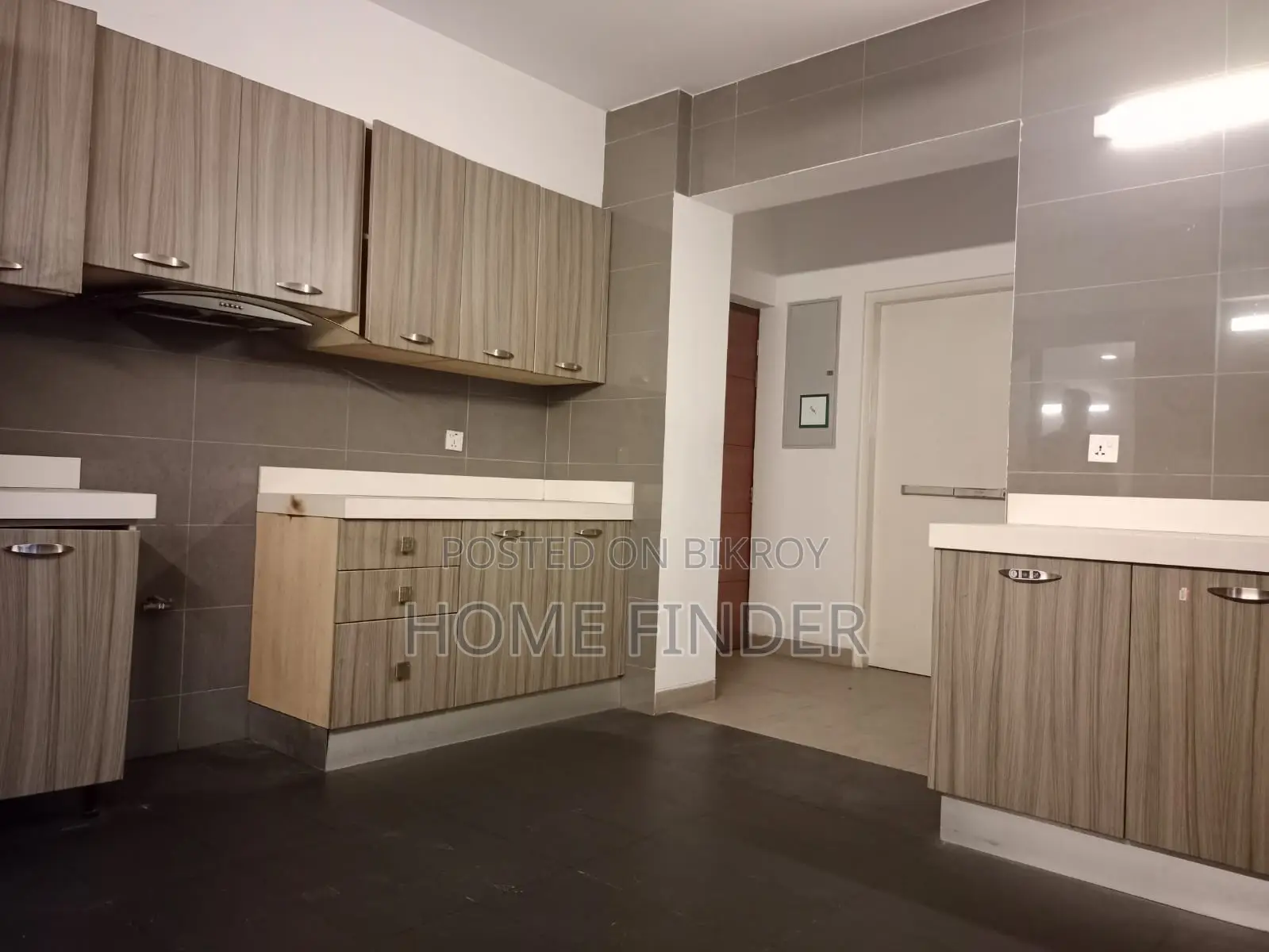 3980 Sqft Un-furnished Apartment For Rent in Gulshan