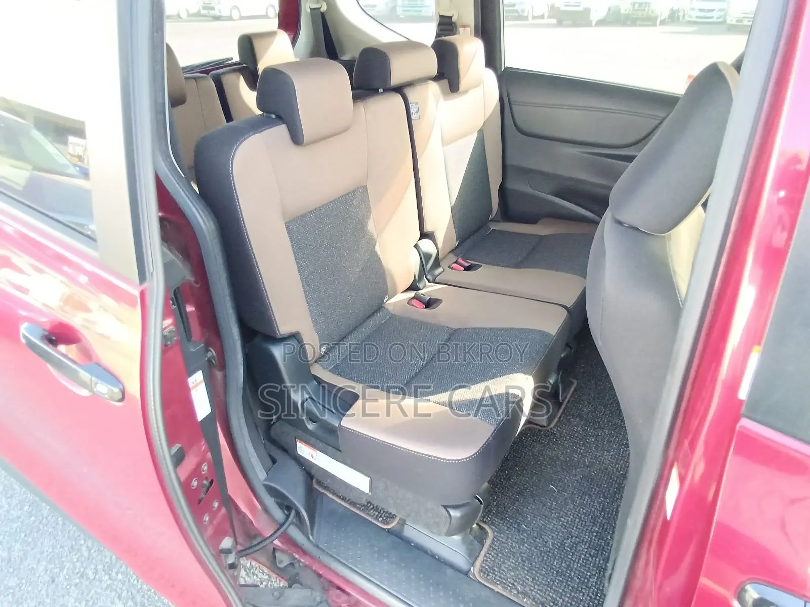Toyota Sienta G. QURU 2021
