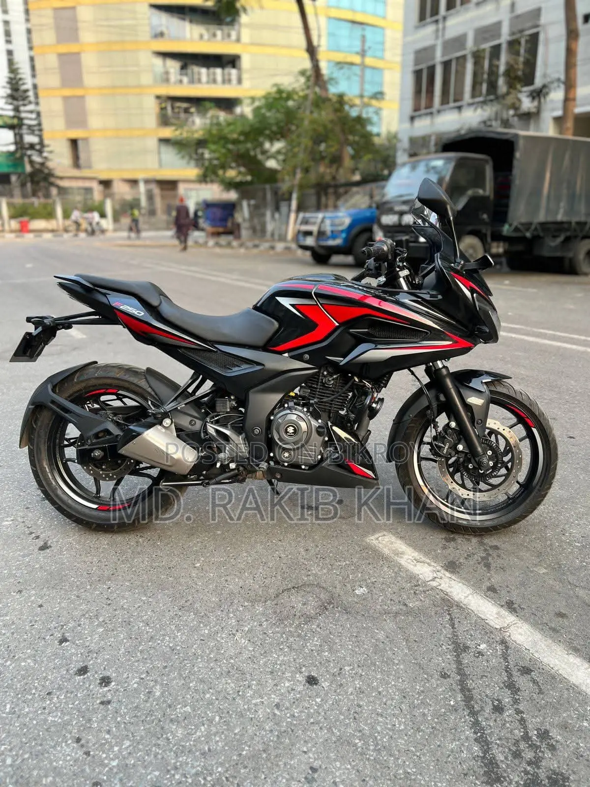 Bajaj Pulsar F250 2025 Black