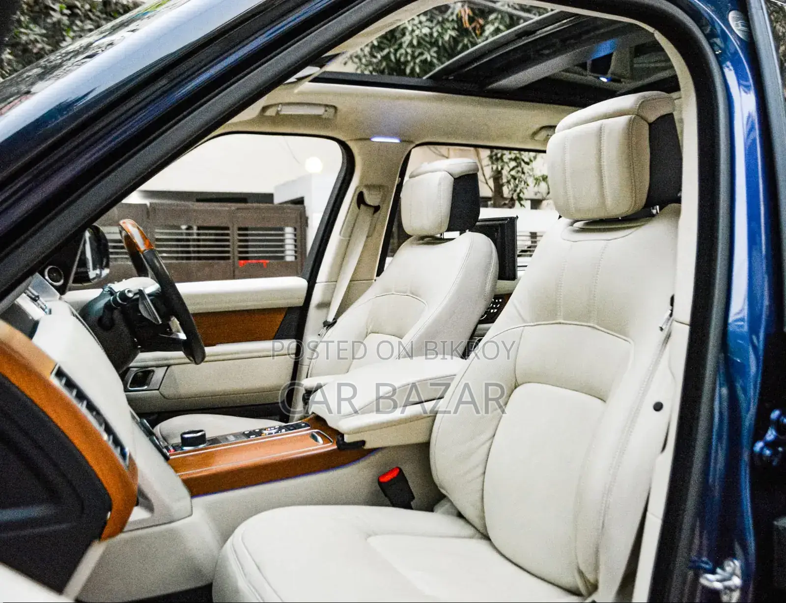 Land Rover Range Rover 2019 Blue