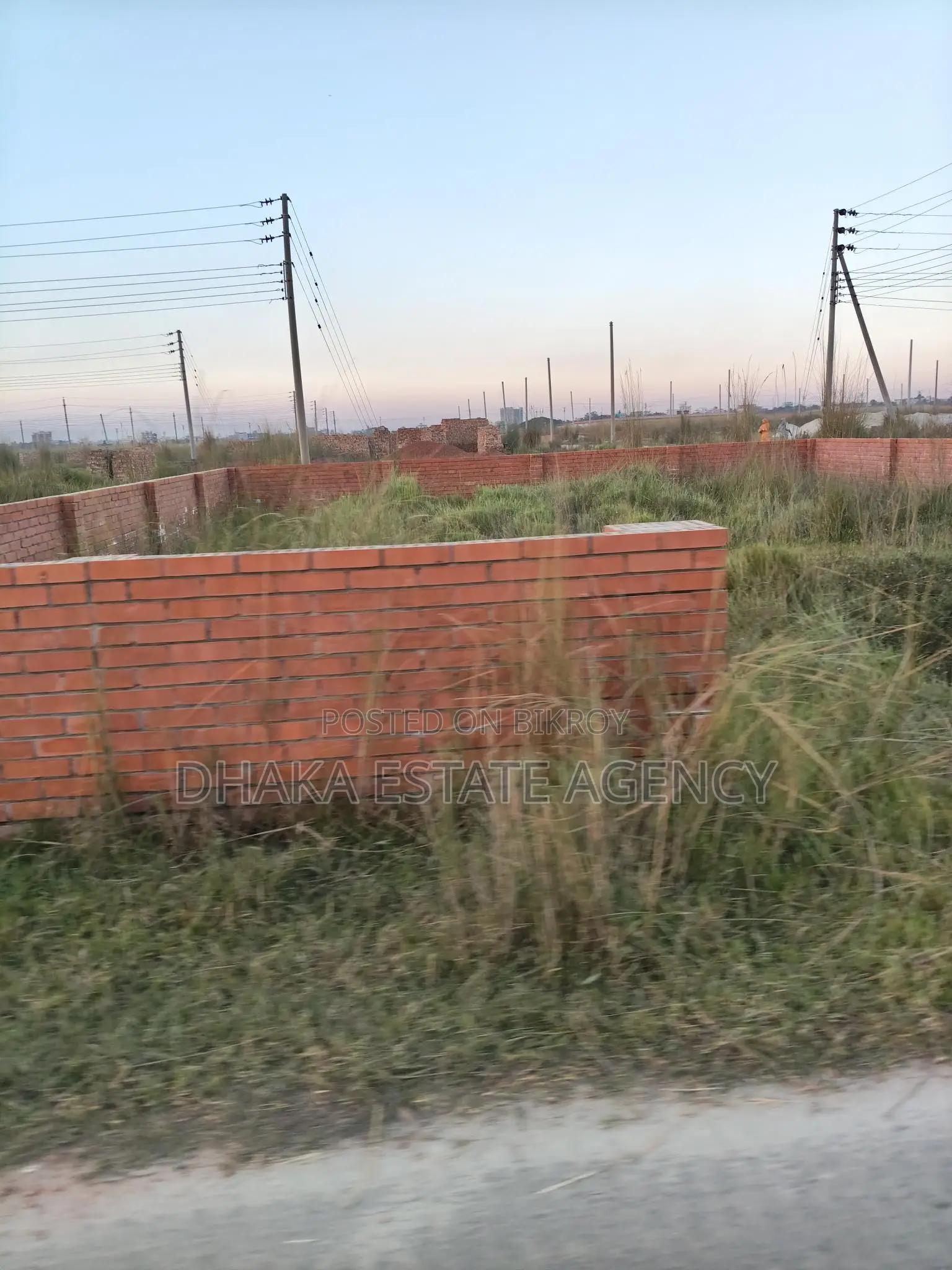 Urgent Block M, 4 Katha North Facing Plot for Sale