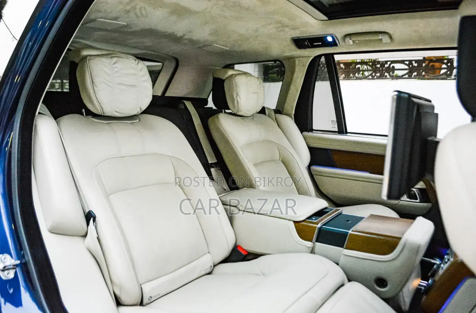 Land Rover Range Rover 2019 Blue