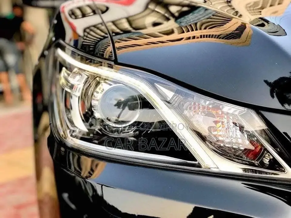 Toyota Crown ATHLATE S SUNROOF 2017