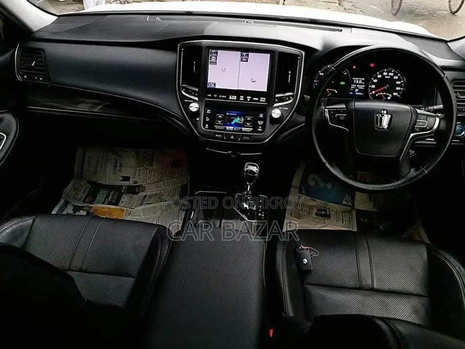 Toyota Crown ATHLATE S SUNROOF 2017