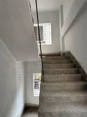 1500 Sqft Allmost Ready Flat For Sell In Bashundhara R/A