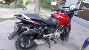 Bajaj Pulsar 150 - 2014