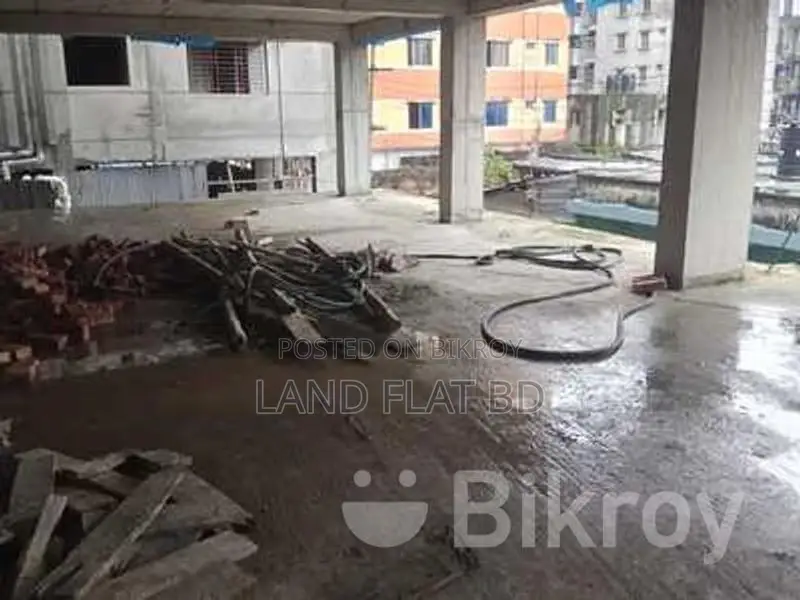 2500 sq ft flat in a building under construction near Dhanmondi, Rayer Bazar