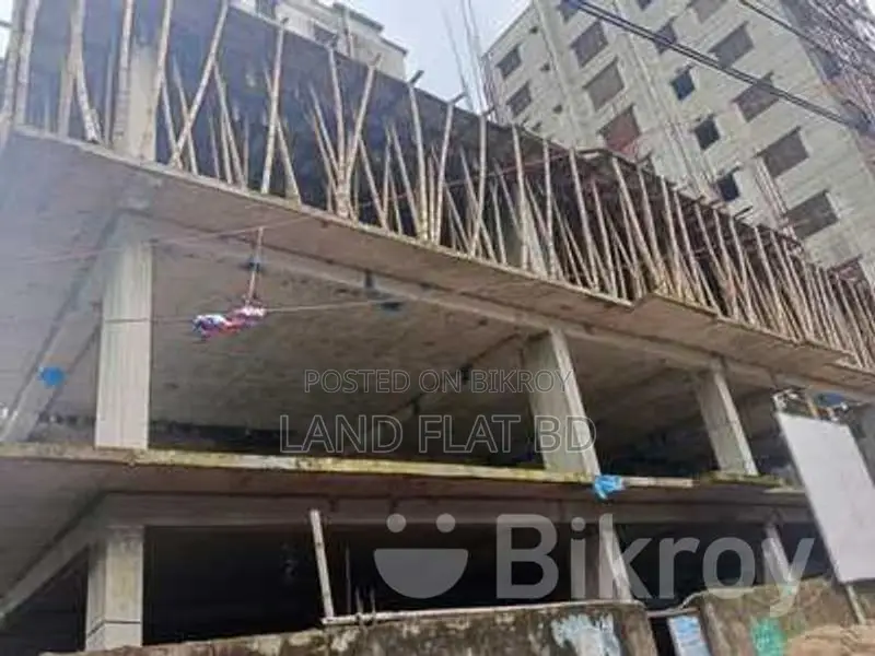 2500 sq ft flat in a building under construction near Dhanmondi, Rayer Bazar