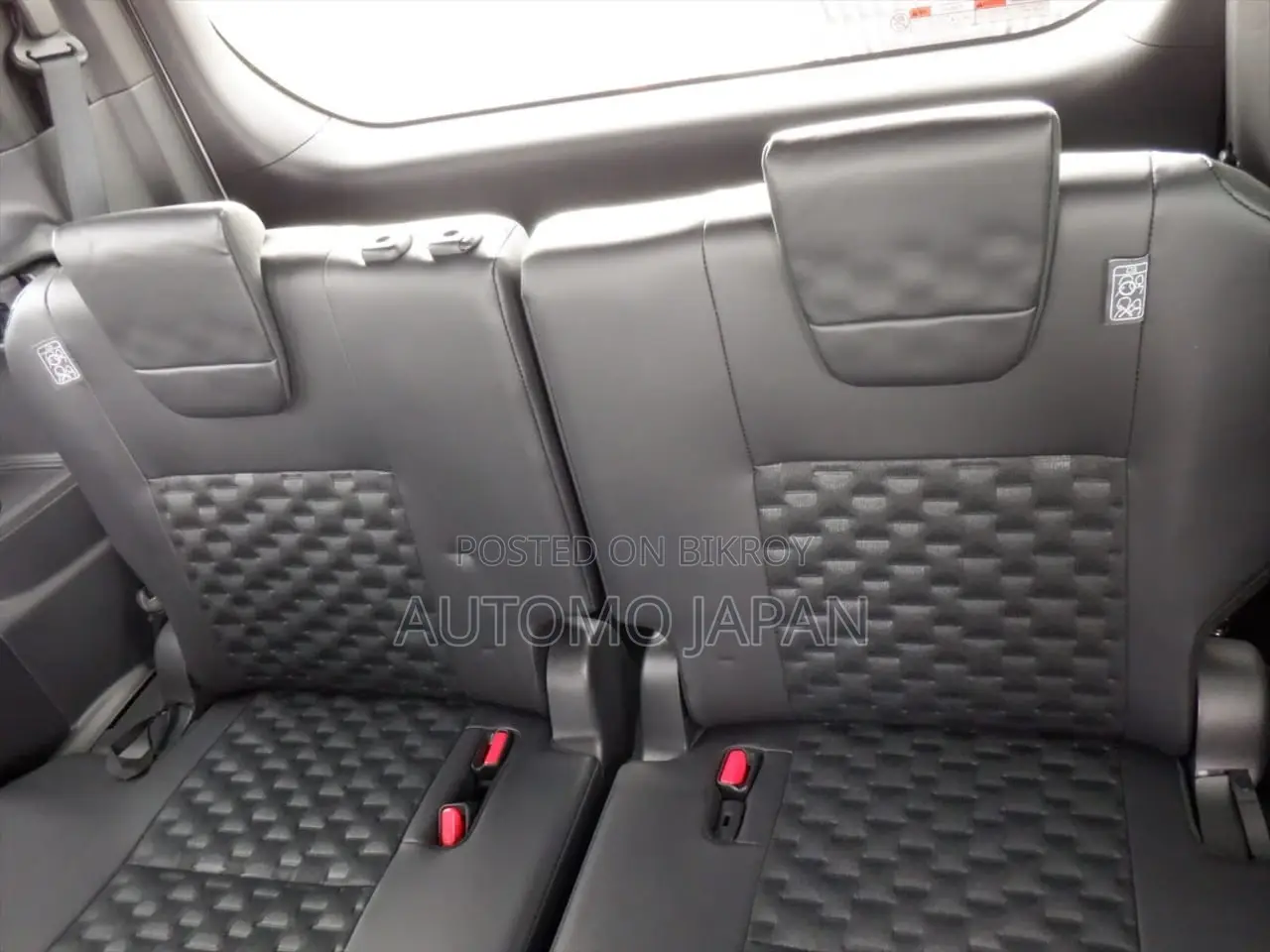 Toyota Voxy 2023