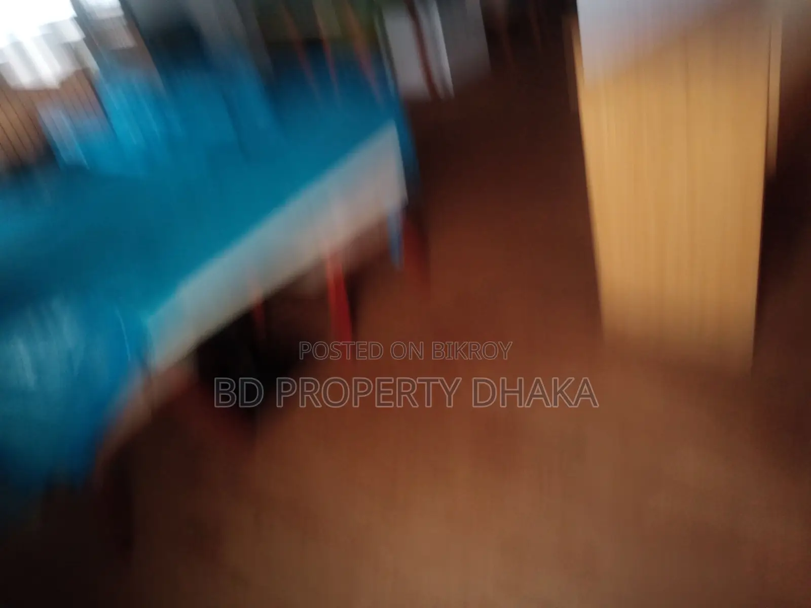 2800 sq ft Commercial Space with Decorations Available