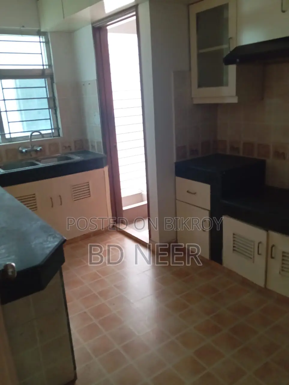 Very nice 3 Bed room apt available in banani