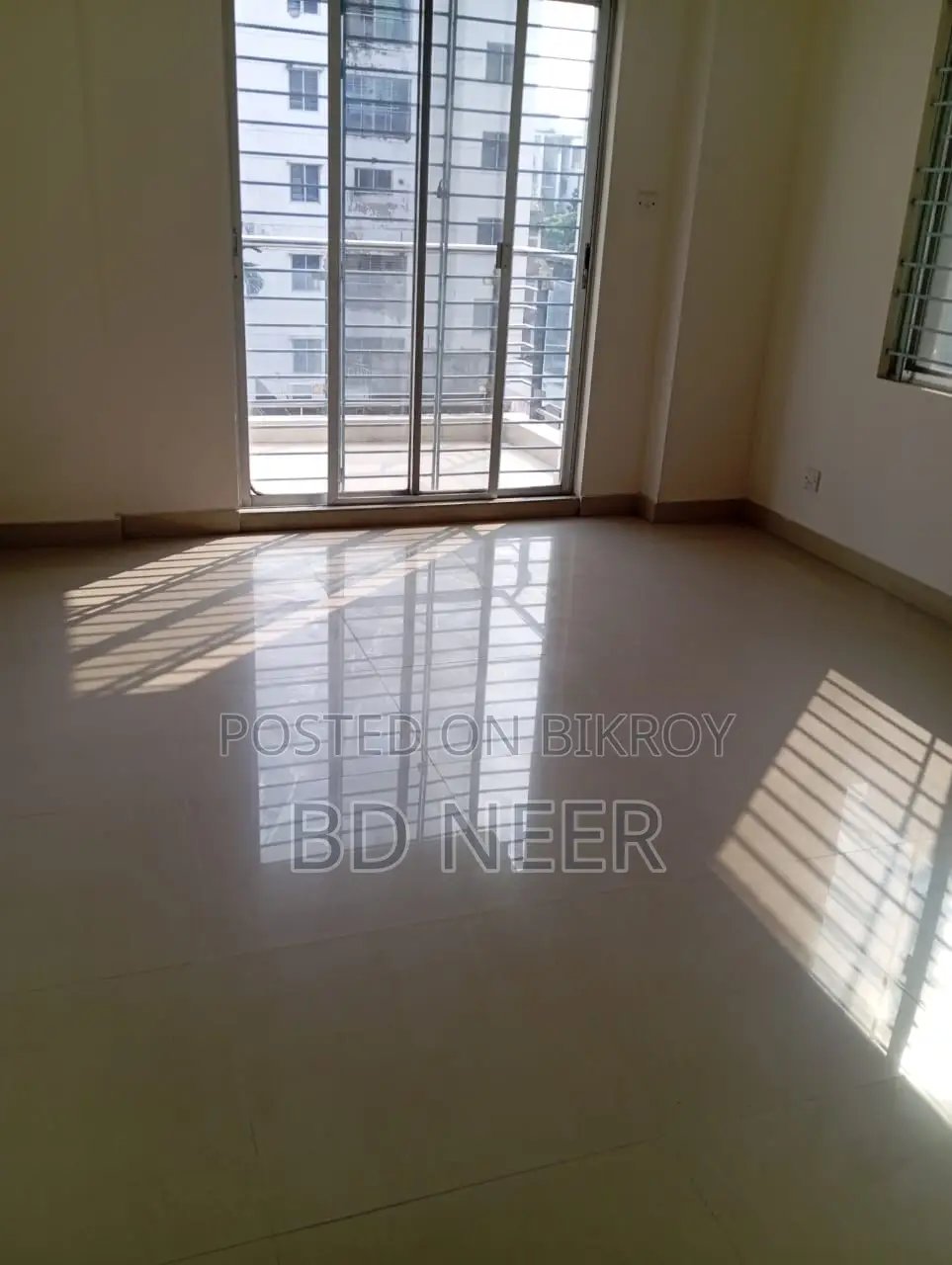 Very nice 3 Bed room apt available in banani