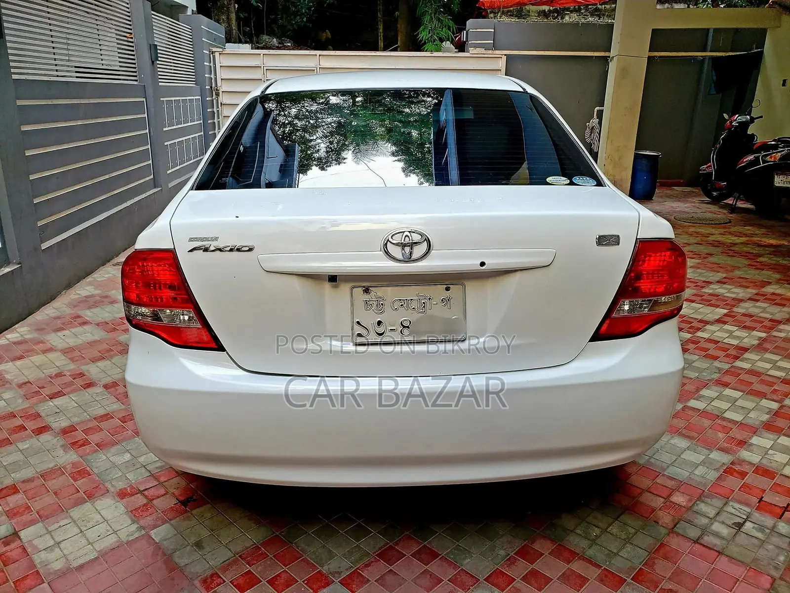 Toyota Axio X Hid Selection 2011