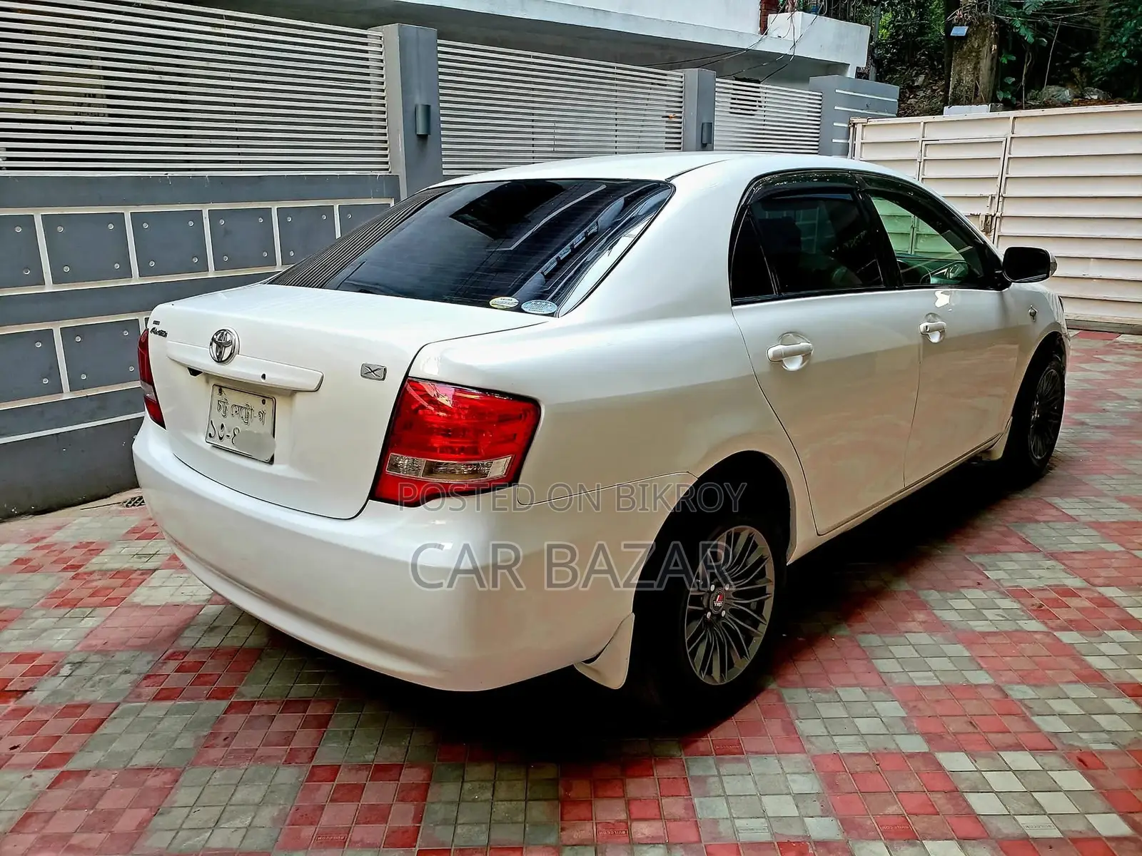 Toyota Axio X Hid Selection 2011