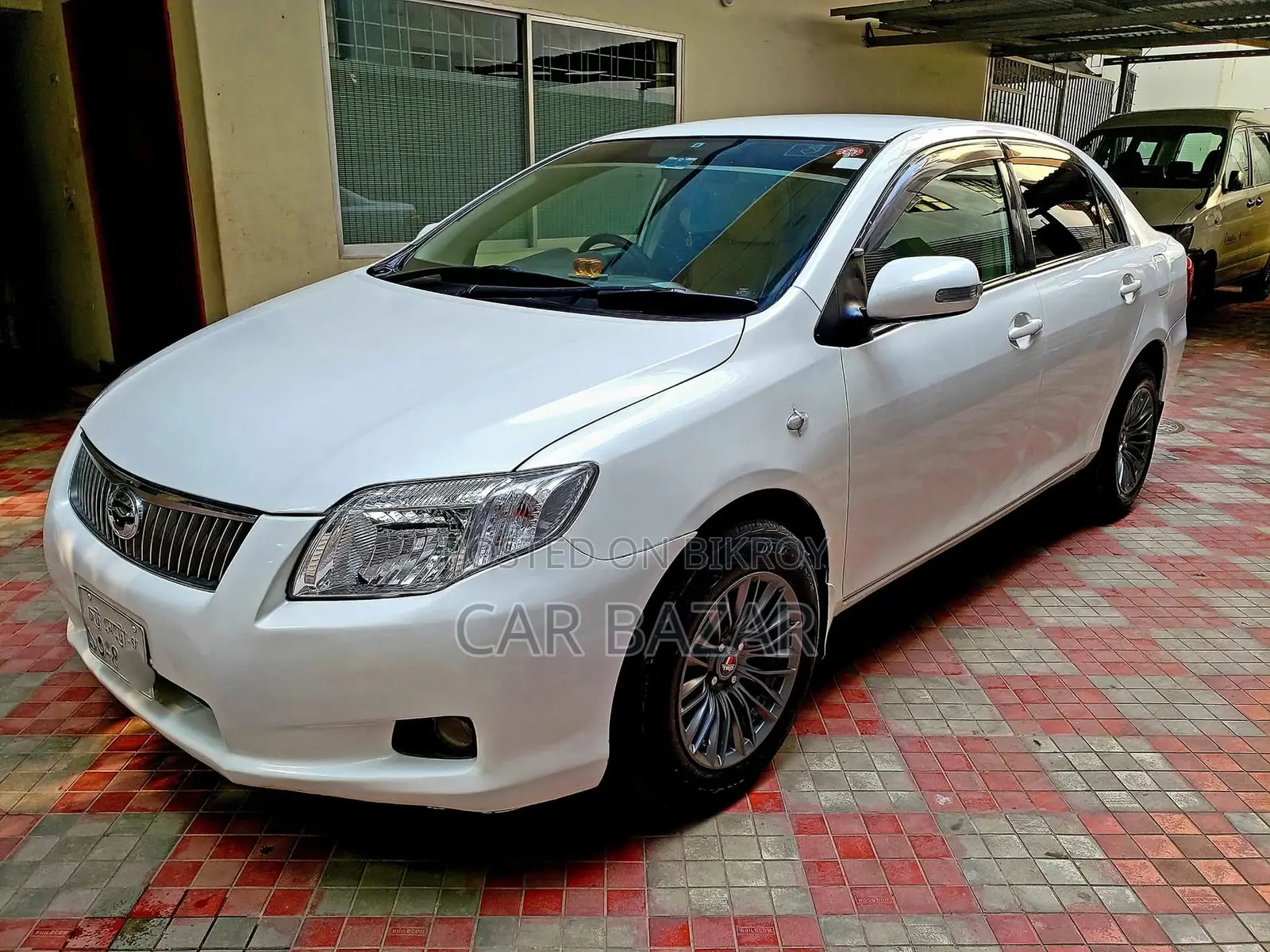 Toyota Axio X Hid Selection 2011