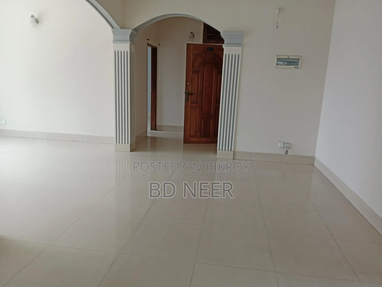 nice 3 Bed room apt available in banani