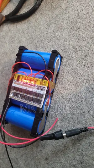 12 Volt 6 Ampere Battery for Sale