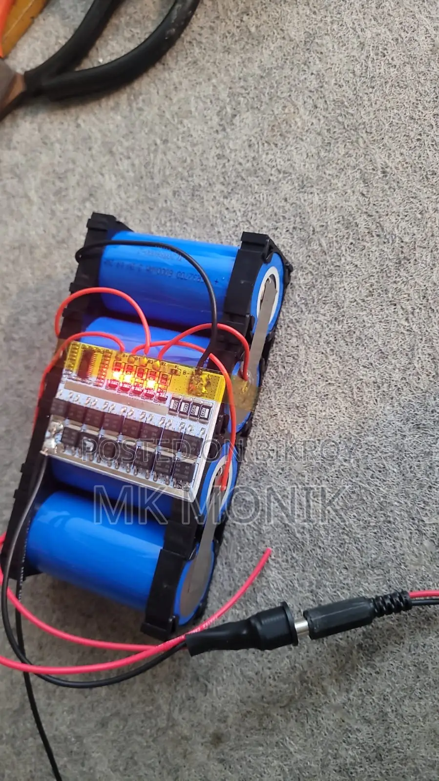 12 Volt 6 Ampere Battery for Sale