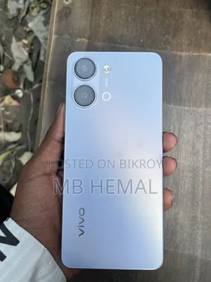 Vivo Y03t 128 GB Silver