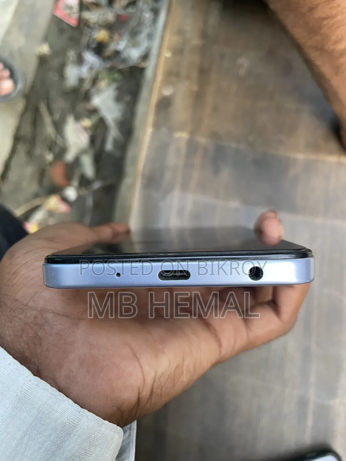 Vivo Y03t 128 GB Silver