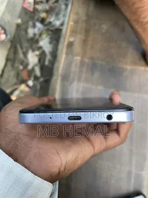 Vivo Y03t 128 GB Silver