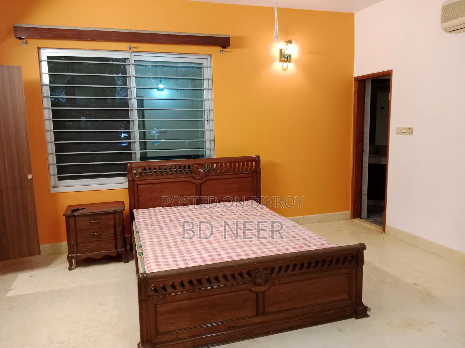Duplex semi furnish 4 Bed room apt rent in banani North
