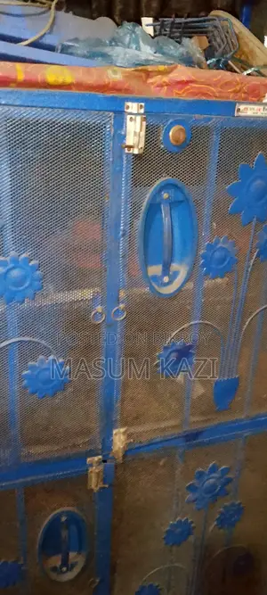 স্টীল এর রেক বড় সাইজ