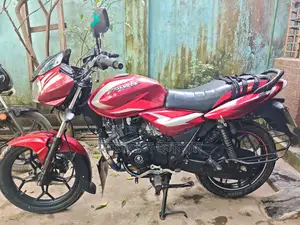 Bajaj Discover 125 . 2022