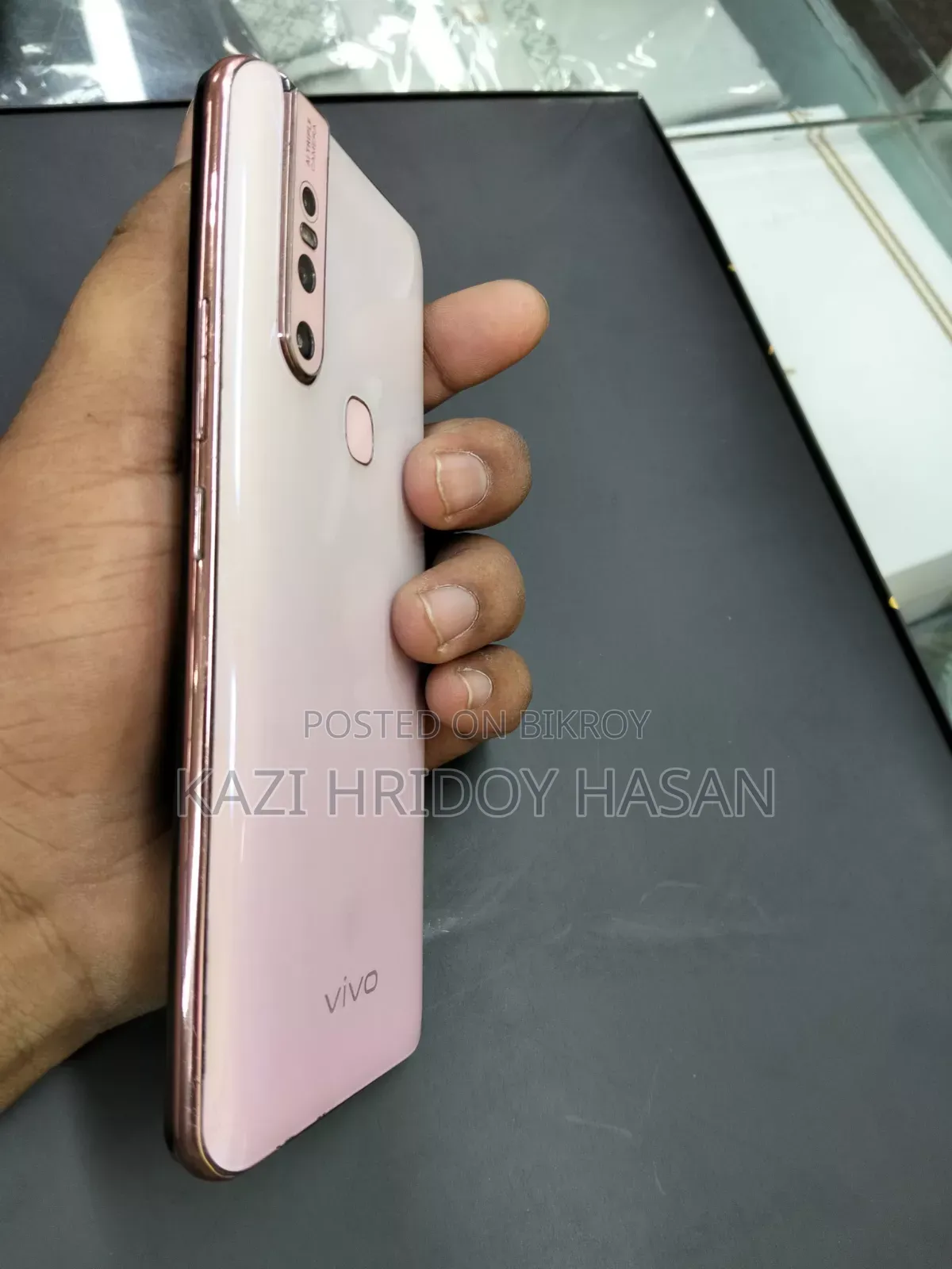 Vivo V15 256 GB Gold