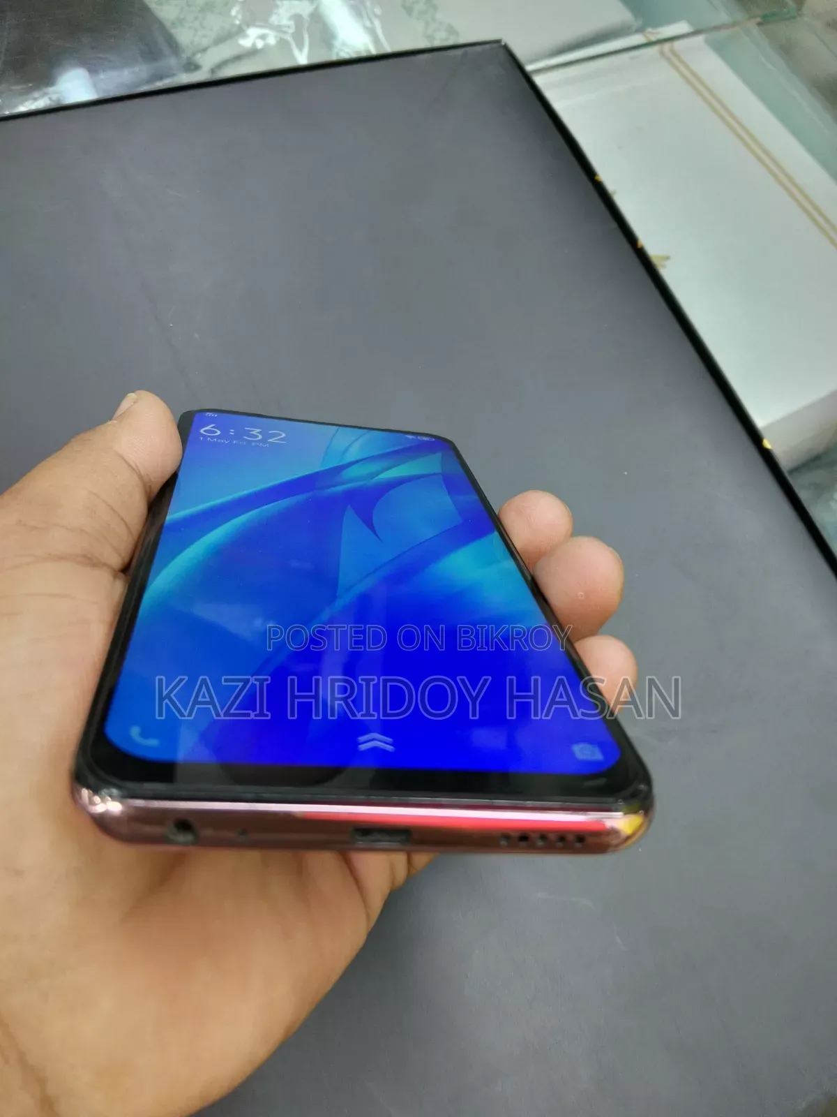 Vivo V15 256 GB Gold