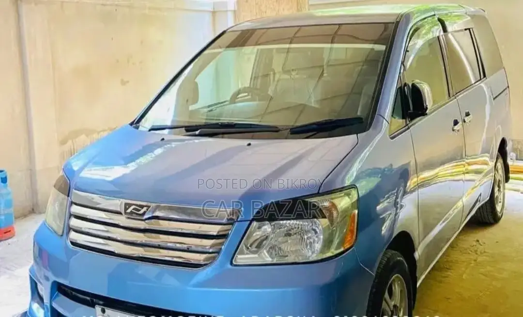 Toyota Noah S GRADE SKY BLUE 2003