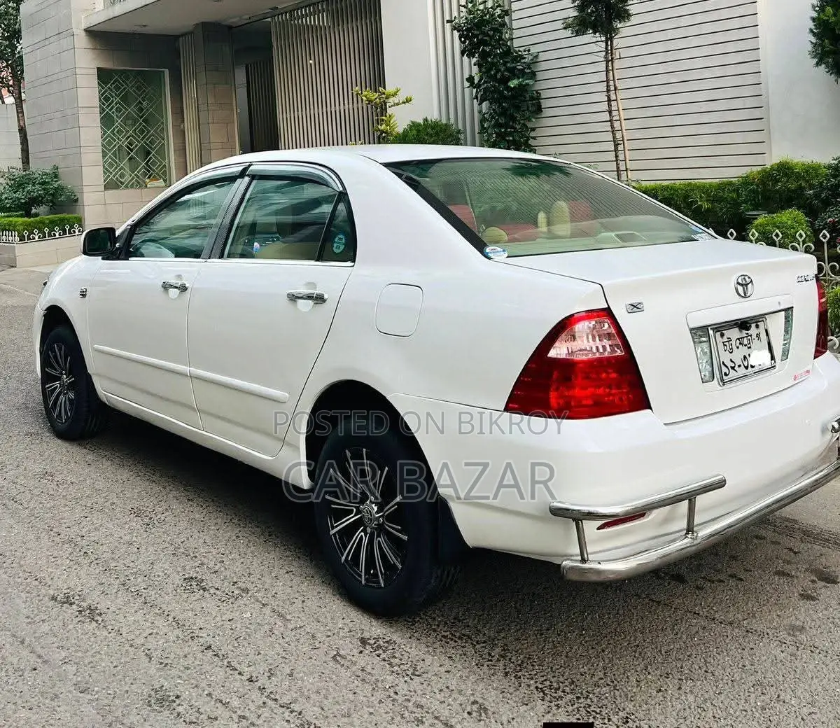Toyota Corolla Sedan 2004 White