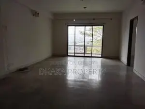 Office Space Rent in Banani (2500-Sqft)