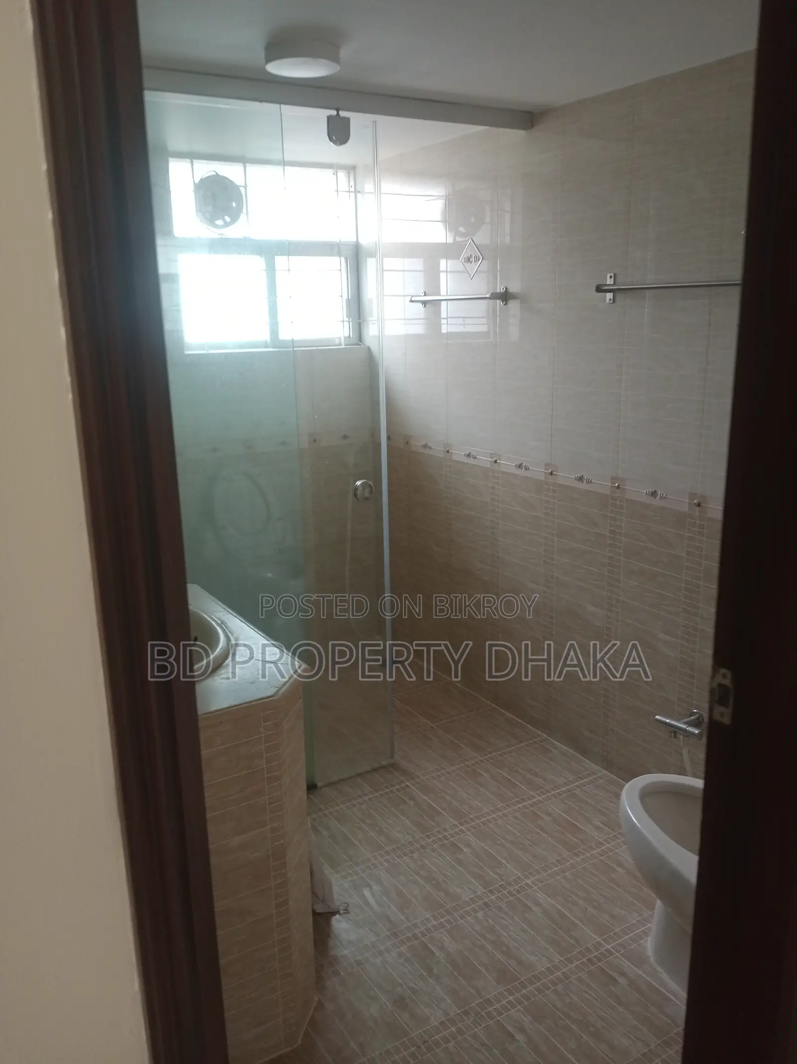 Luxurious 4Bed flat for rent in Banani