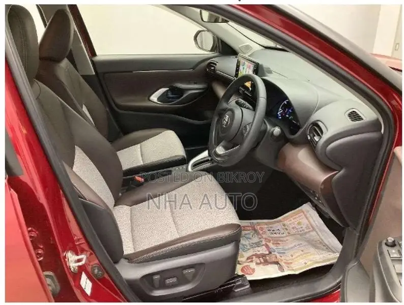 Toyota Yaris Cross HYBRID Z LEATHER PKG 2021