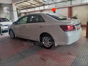 টয়োটা প্রিমিও পুশ স্টার্ট ২০১৭