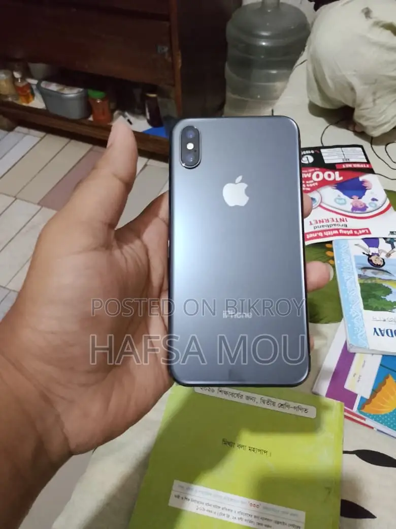 অ্যাপল আইফোন এক্স ৬৪ জিবি ব্ল্যাক