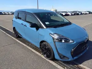 Toyota Sienta G QUERO 2020